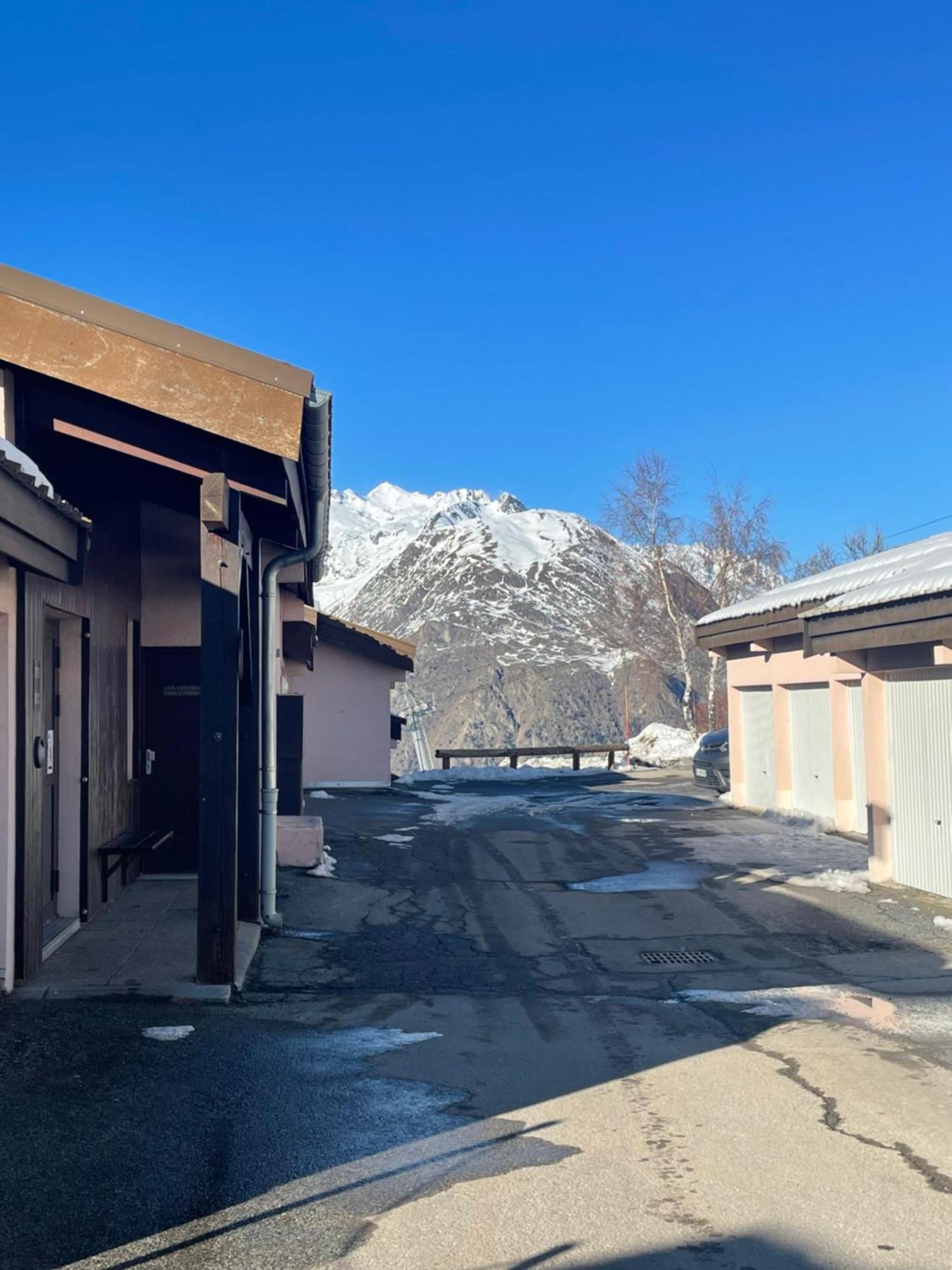 Petit appartement confort Les 2 Alpes résidence Arc en Ciel Près des pistes Les Deux Alpes Extérieur photo