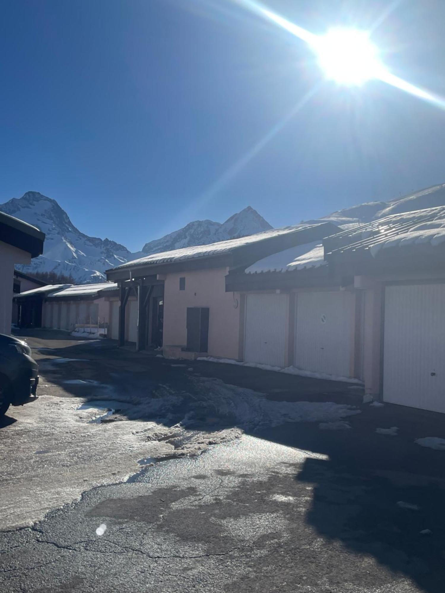 Petit appartement confort Les 2 Alpes résidence Arc en Ciel Près des pistes Les Deux Alpes Extérieur photo